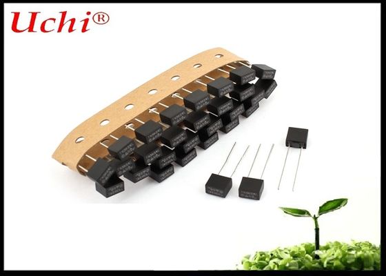 8x4x8mm ONDERDOMPELING zette Miniatuur Vierkante Radiale Lood Micro- Langzame Slag Subminiature Zekering T8A 250V op